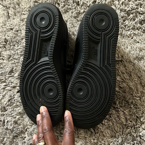 Nike - Picture 4 of 4